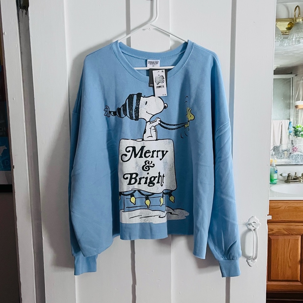NWT Peanuts “Merry & Bright” Sweatshirt